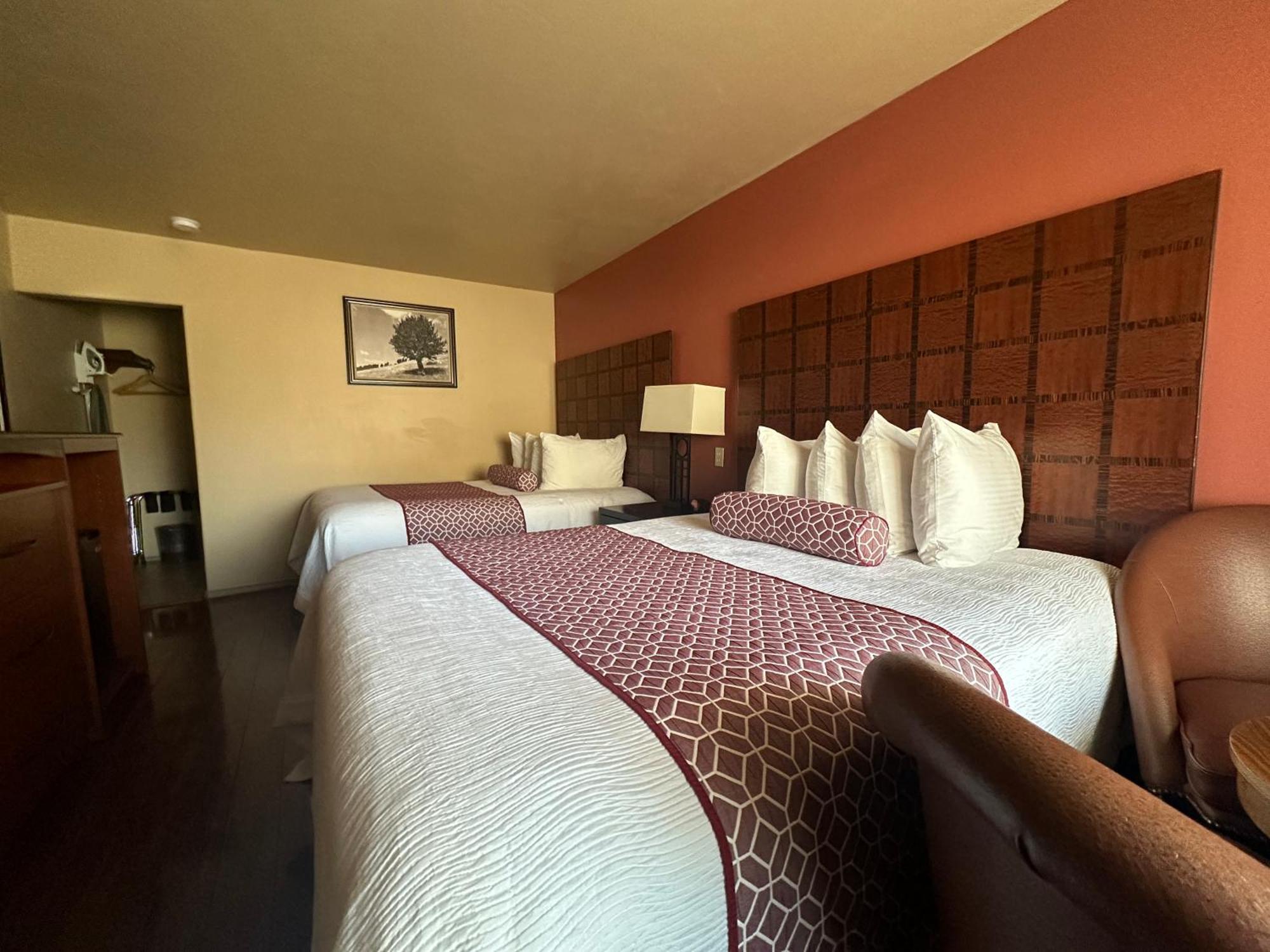 Matterhorn Inn Юрей Стая снимка