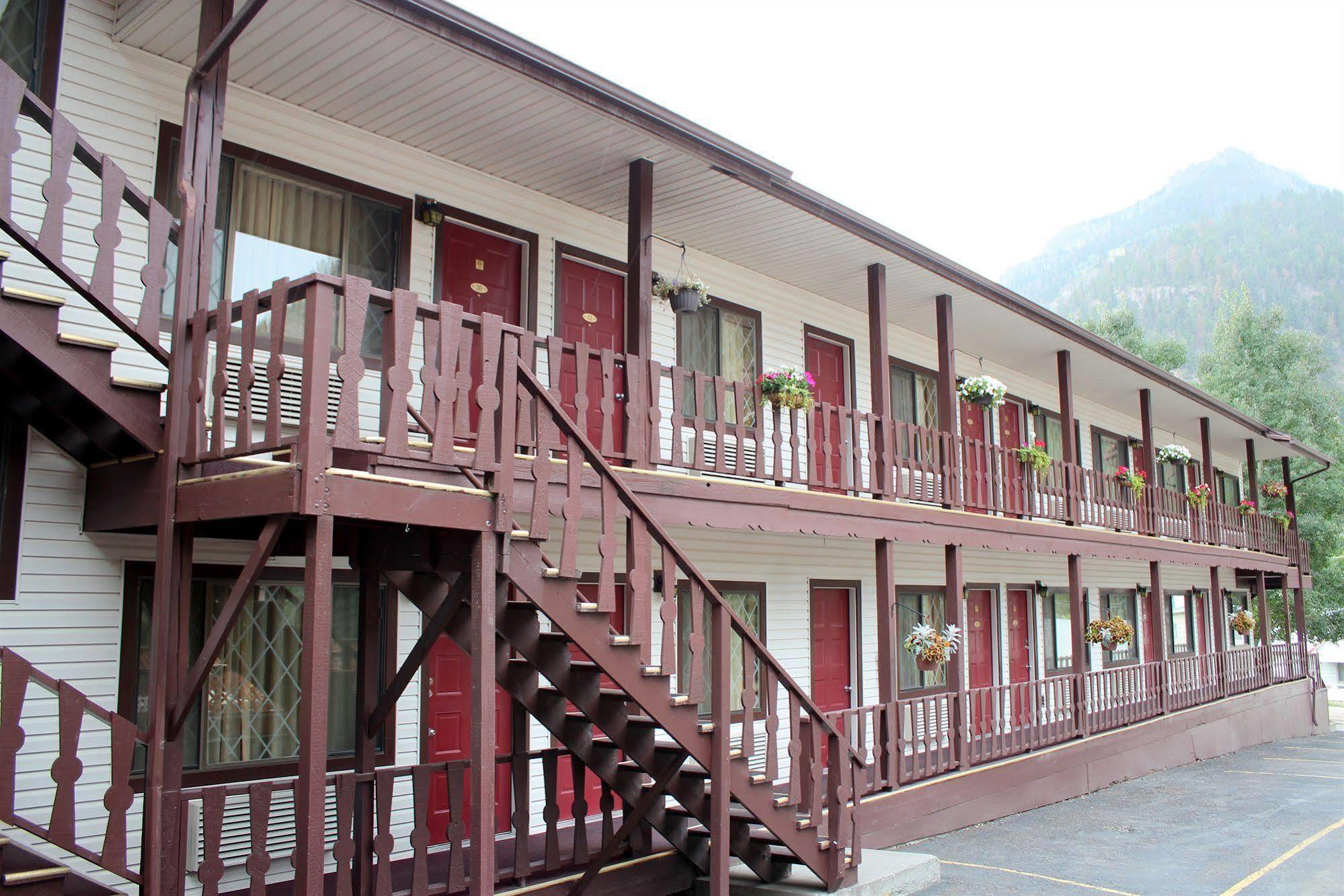 Matterhorn Inn Юрей Екстериор снимка